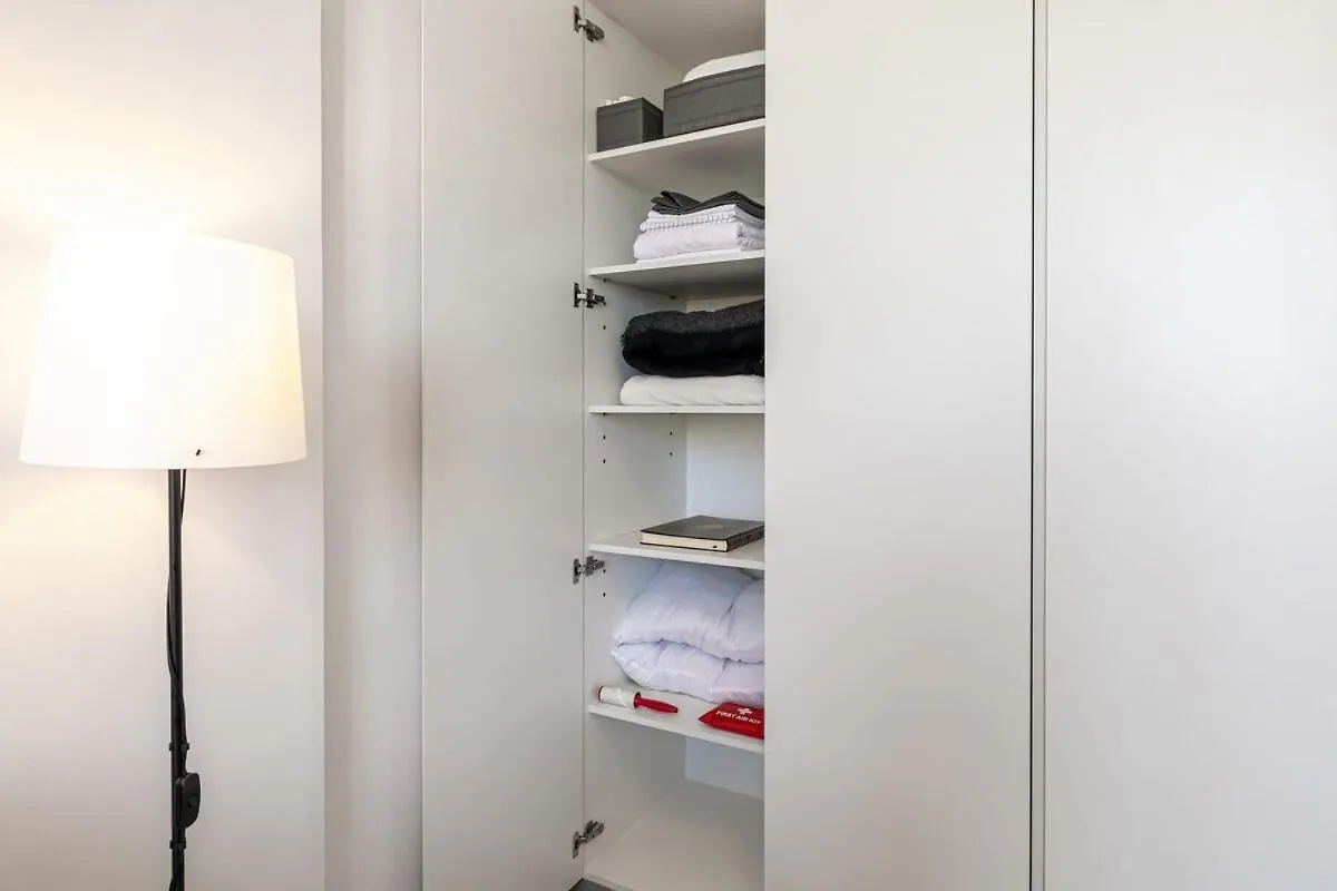 Apartment Silhouette Suite Studio By Jk Sharjah United Arab Emirates