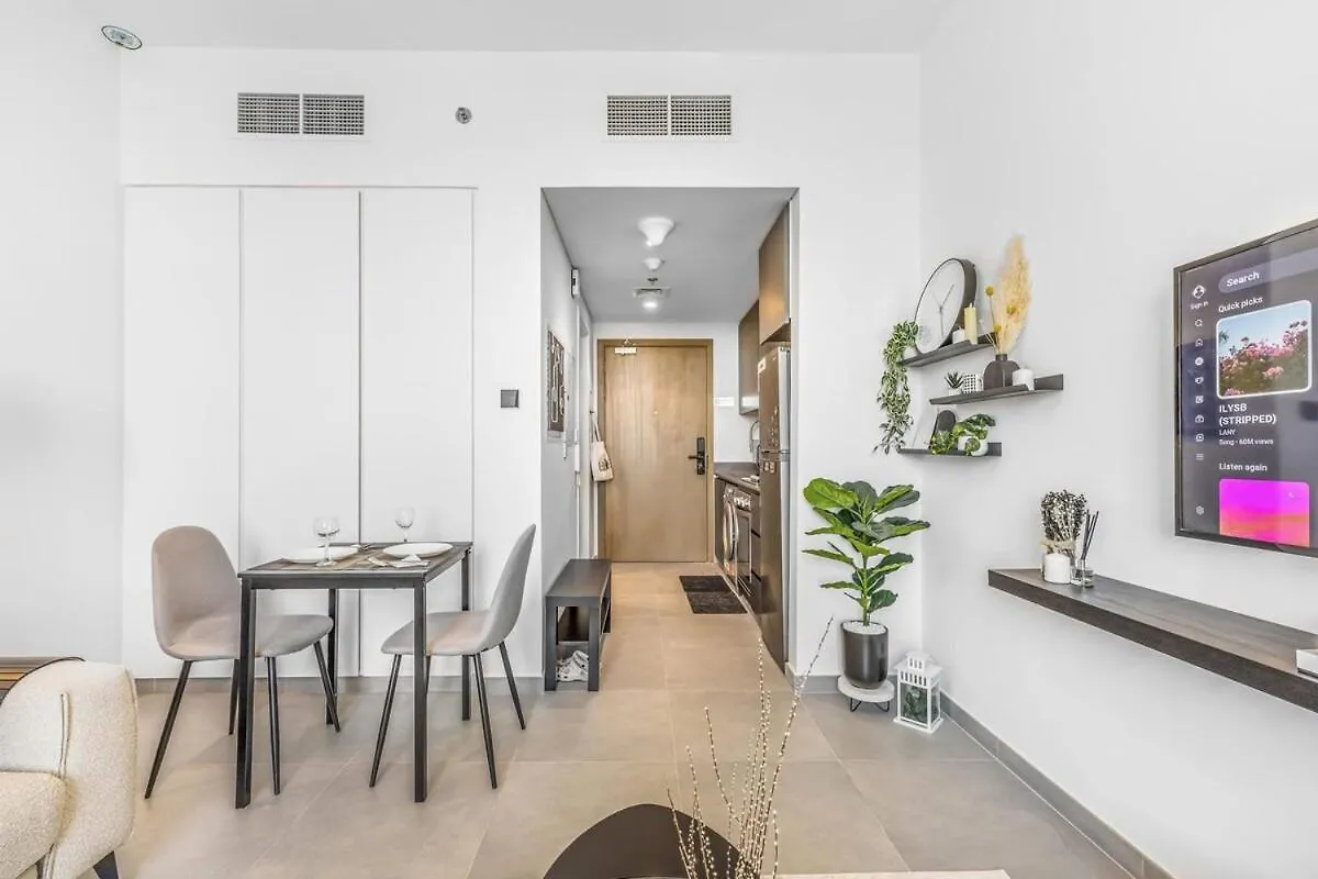 Apartment Silhouette Suite Studio By Jk Sharjah